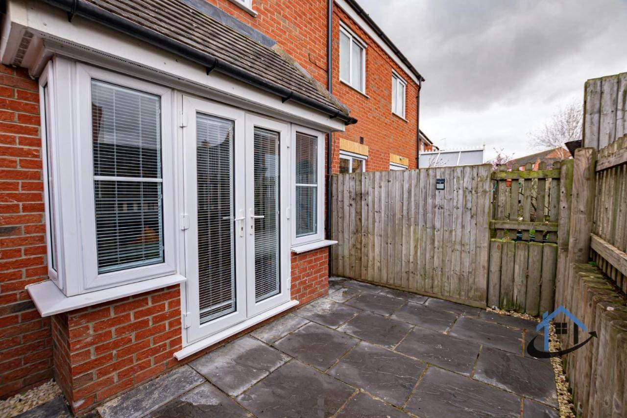 Ironside House, Thrapston King Or Twin Beds, Free Parking, Workspace, Corporates, Sleeps 8 Exterior foto